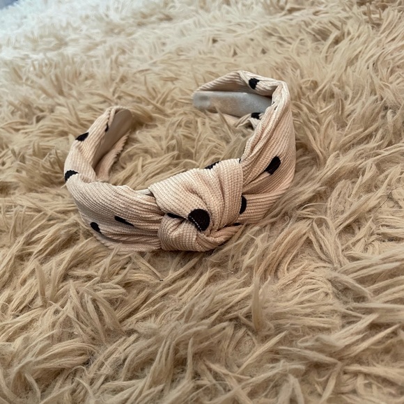 H&M Accessories - NWOT Corduroy Headband